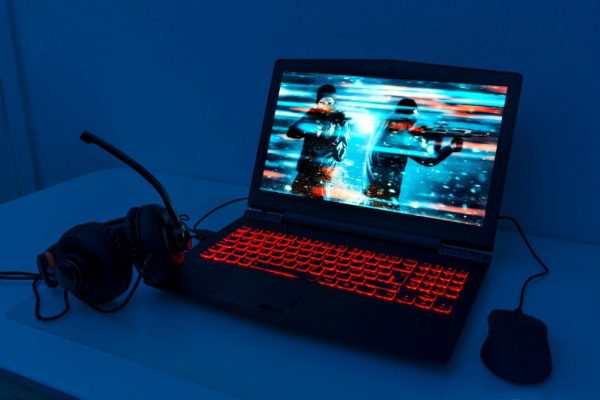 Gaming laptop highlight features