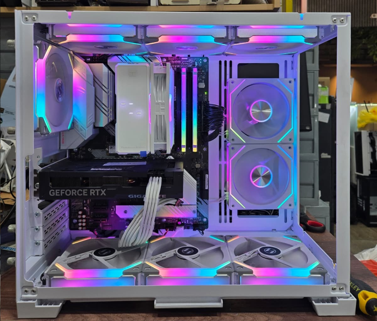 White Lian Li Mini Gaming PC RTX 3070